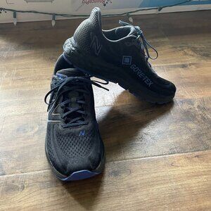 New Balance Fresh Foam X 880v13 GTX Gore-Tex Running Shoes Men's 9.5